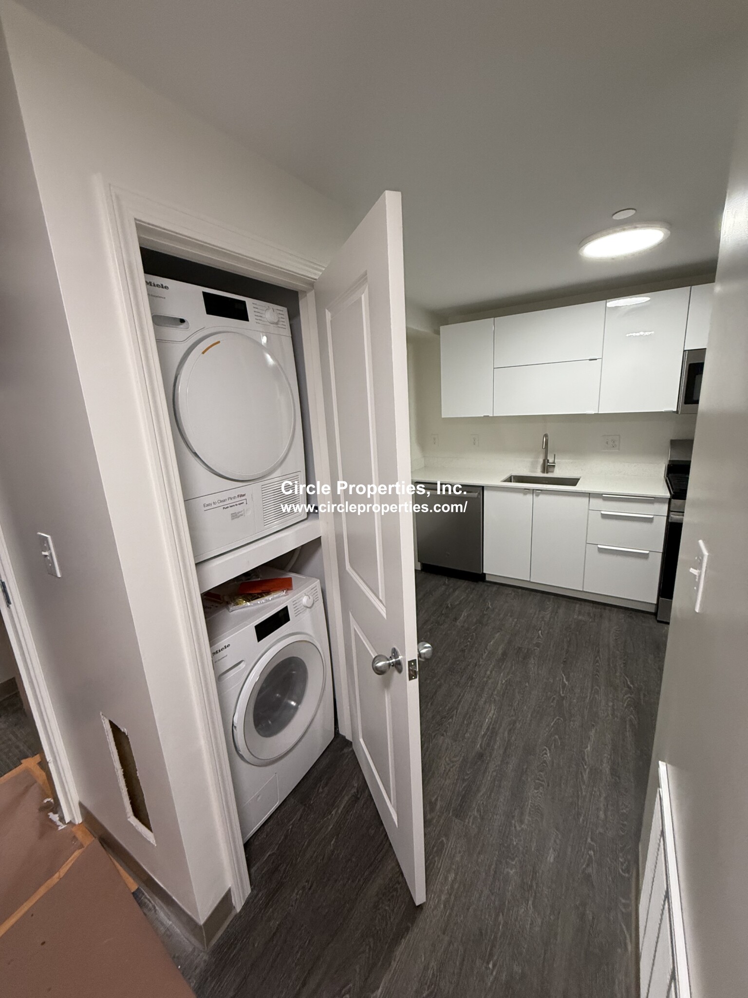 2 bed, 1 bath apartment for rent at 11 Darling St Unit 3, Mission Hill — photo 1 of 6