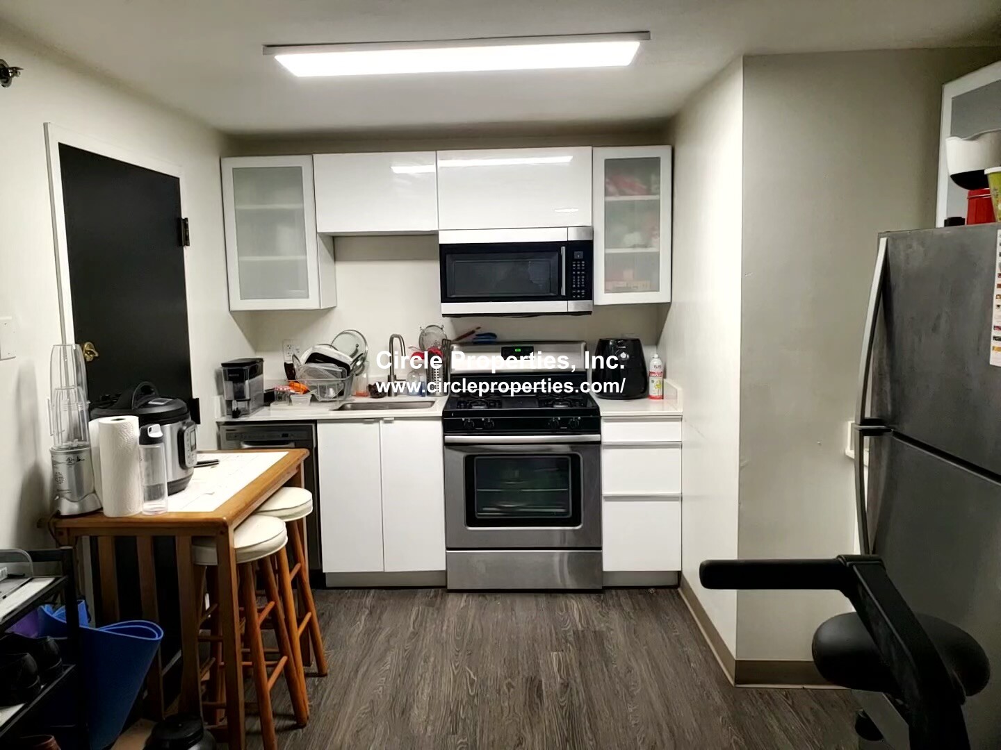 2 bed, 1 bath apartment for rent at 11 Darling St Unit 3, Mission Hill — photo 2 of 6