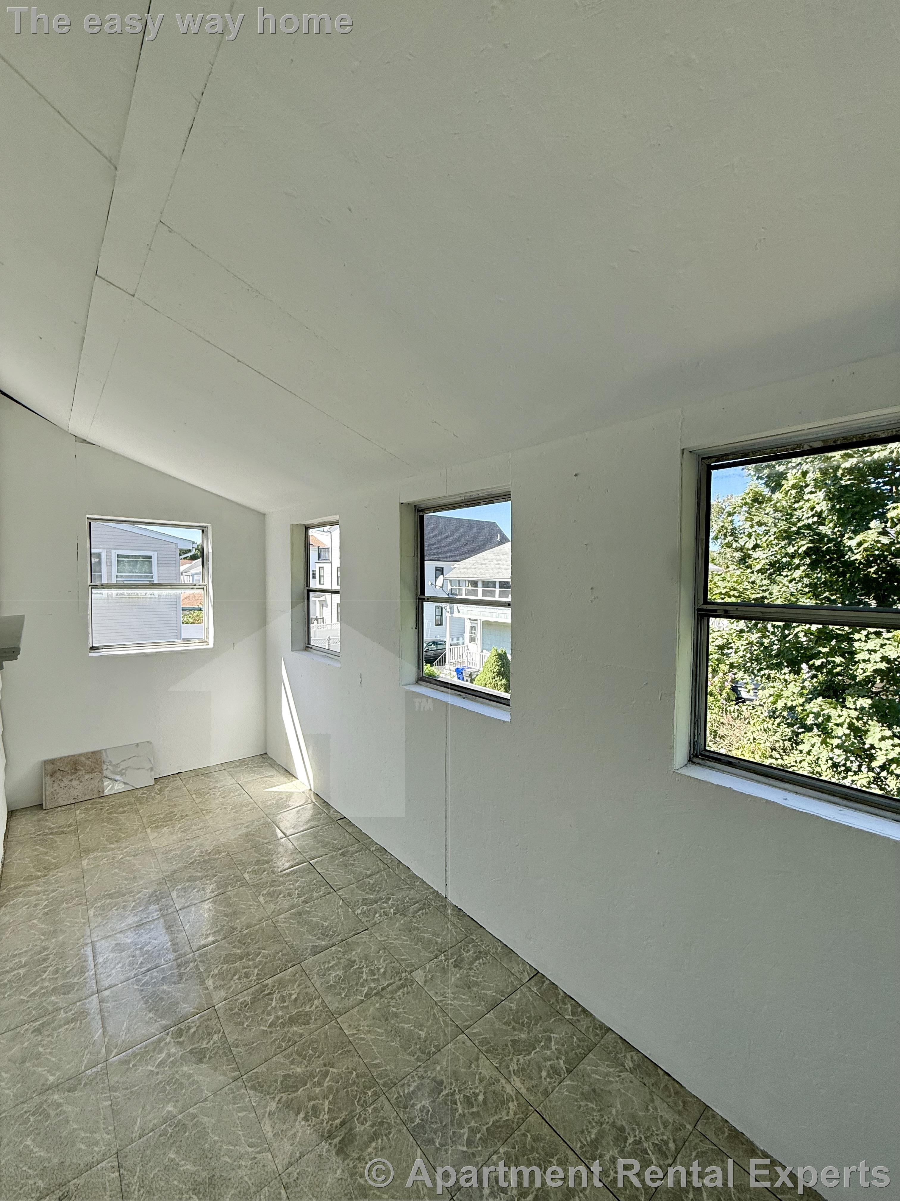 2 bed, 1 bath apartment for rent at 11 Dartmouth St Unit 2, East Arlington — photo 9 of 15