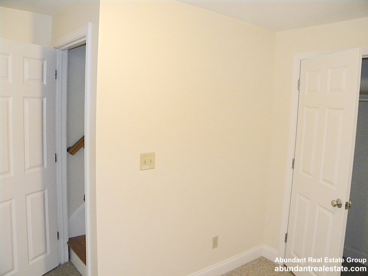4 bed, 3 bath apartment for rent at 11 Dell Ave Unit SF, Medford — photo 22 of 28