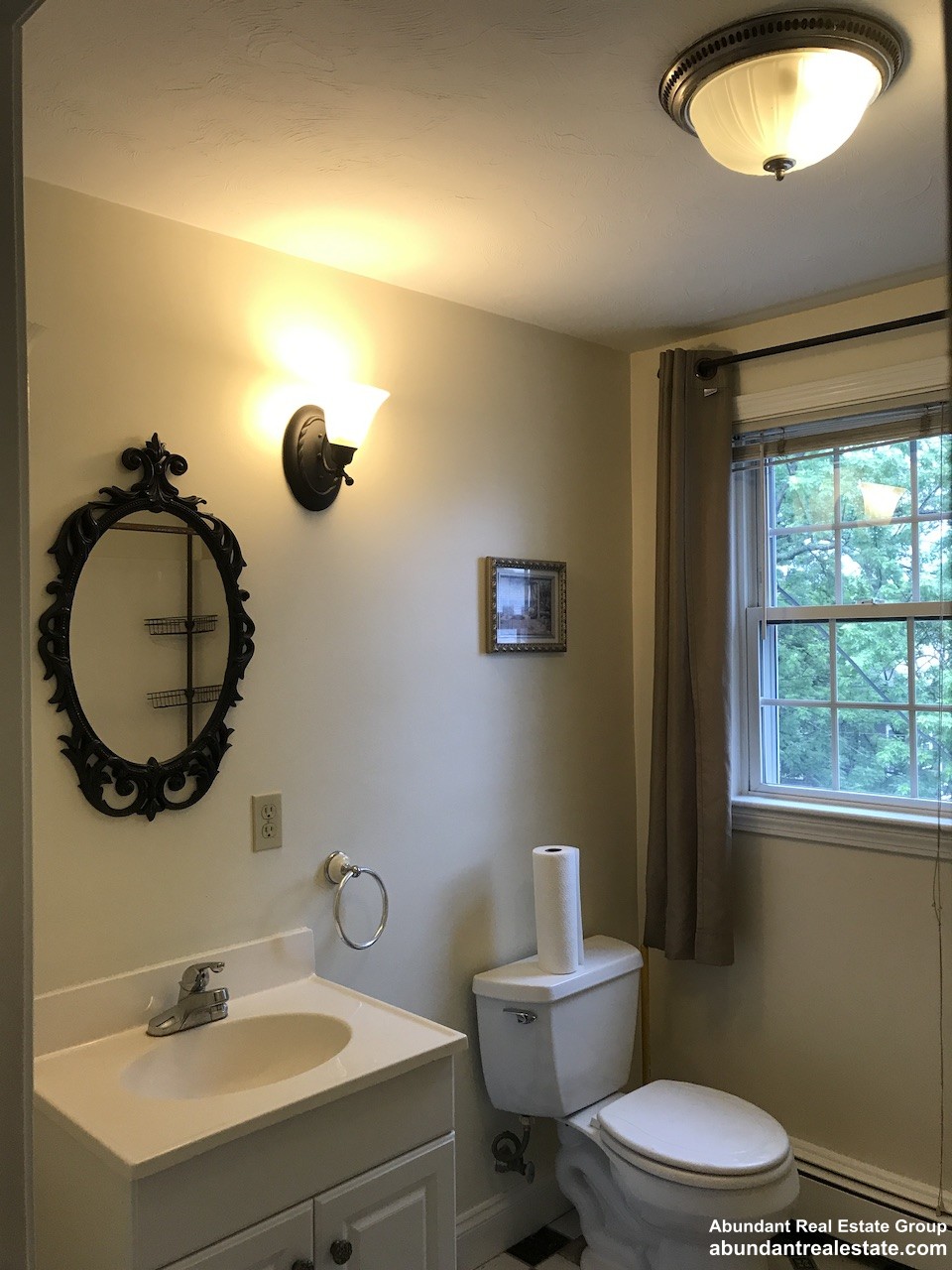 4 bed, 3 bath apartment for rent at 11 Dell Ave Unit SF, Medford — photo 12 of 28