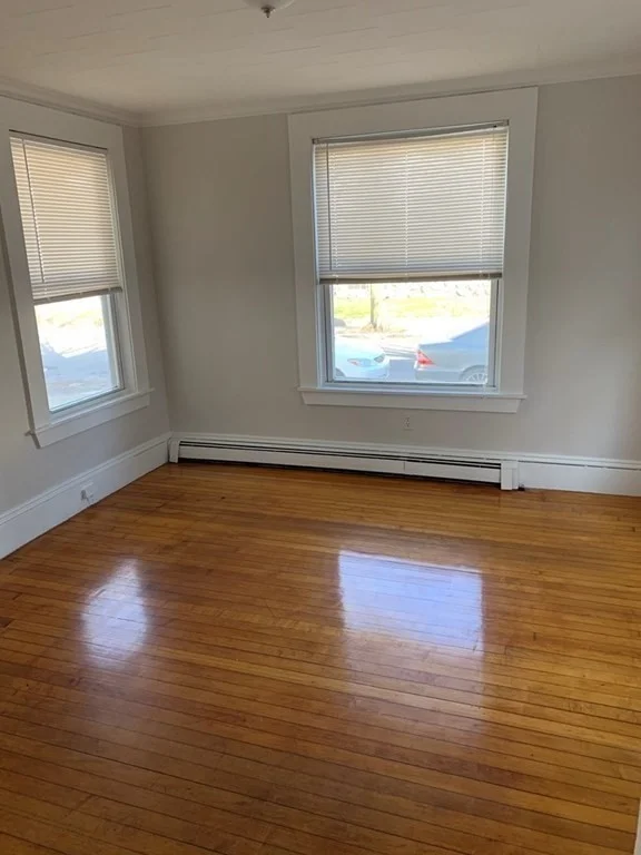 1 bed, 1 bath apartment for rent at 11 Derby St Unit 1, Waltham — photo 4 of 7
