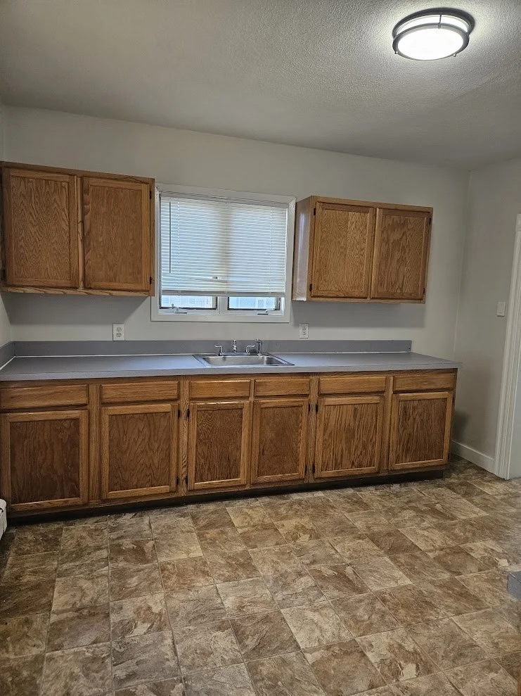 1 bed, 1 bath apartment for rent at 11 Derby St Unit 2, Waltham — photo 1 of 13
