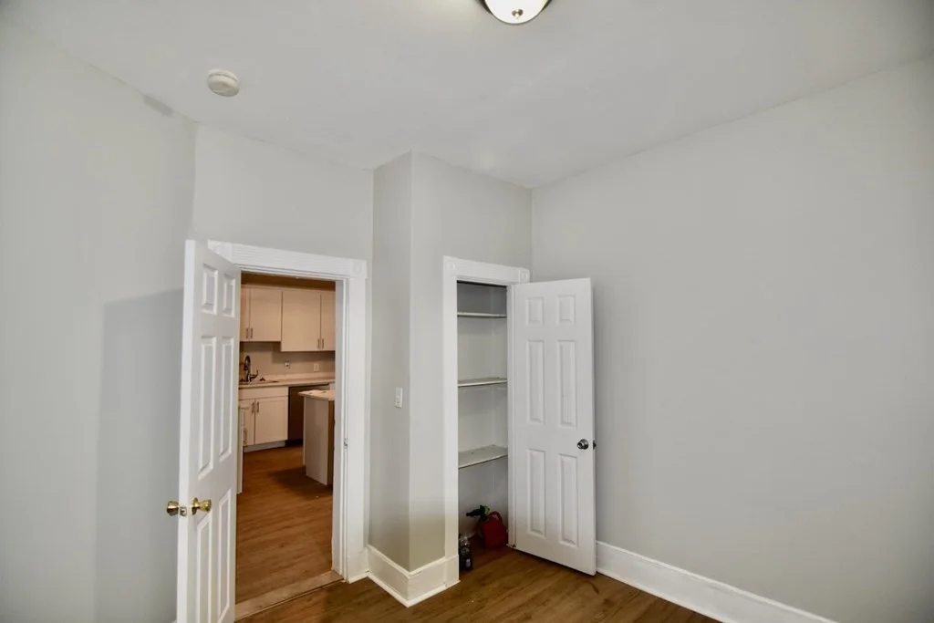 4 bed, 1 bath apartment for rent at 11 Drummond St Unit 1, Dorchester — photo 12 of 27