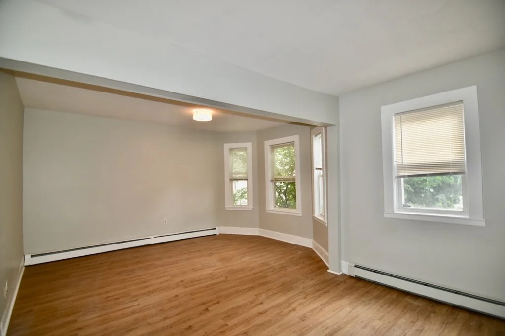 4 bed, 1 bath apartment for rent at 11 Drummond St Unit 1, Dorchester — photo 23 of 27