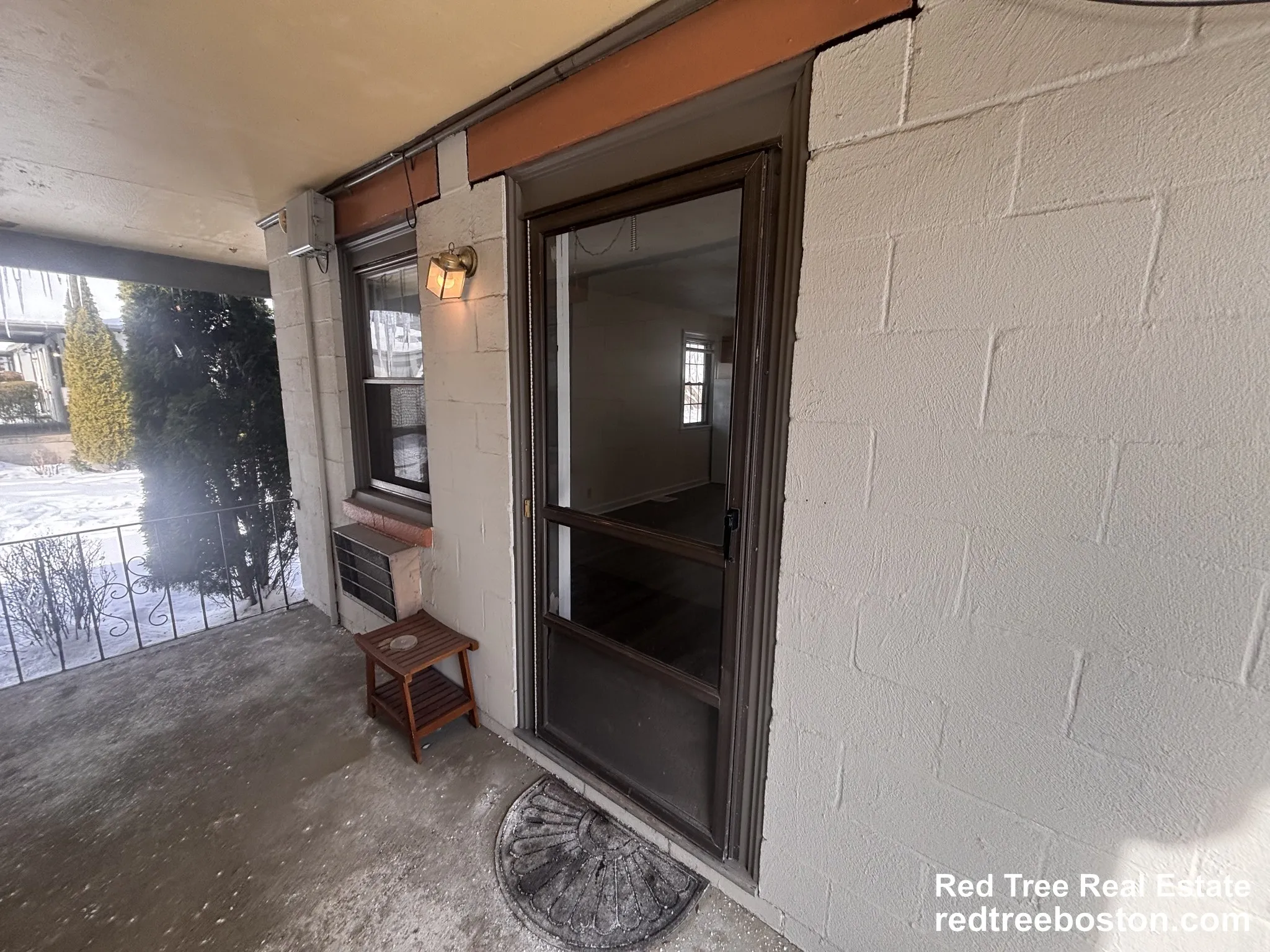 Studio bed, 1 bath apartment for rent at 11 Dudley St Unit C, Arlington — photo 8 of 13