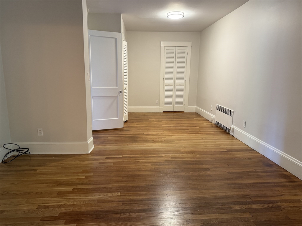 3 bed, 3 bath apartment for rent at 11 Durant Rd, Wellesley — photo 9 of 28