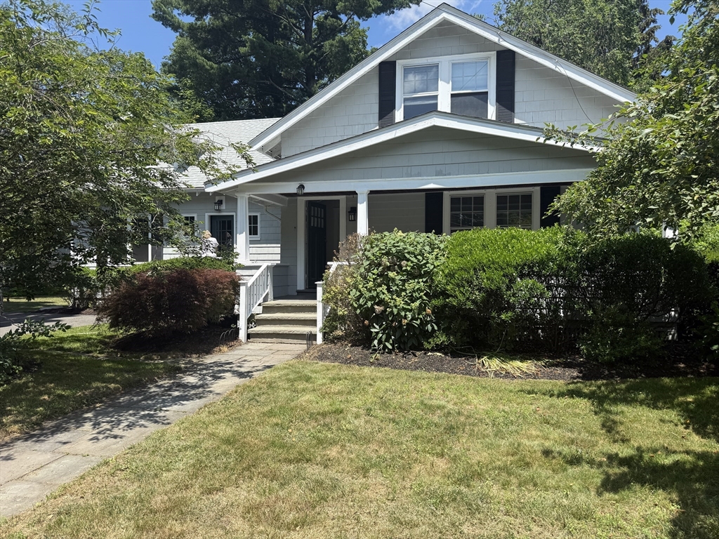3 bed, 3 bath apartment for rent at 11 Durant Rd, Wellesley — photo 1 of 28