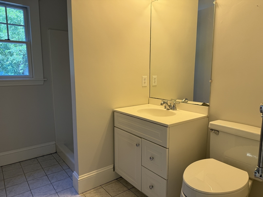 3 bed, 3 bath apartment for rent at 11 Durant Rd, Wellesley — photo 8 of 28
