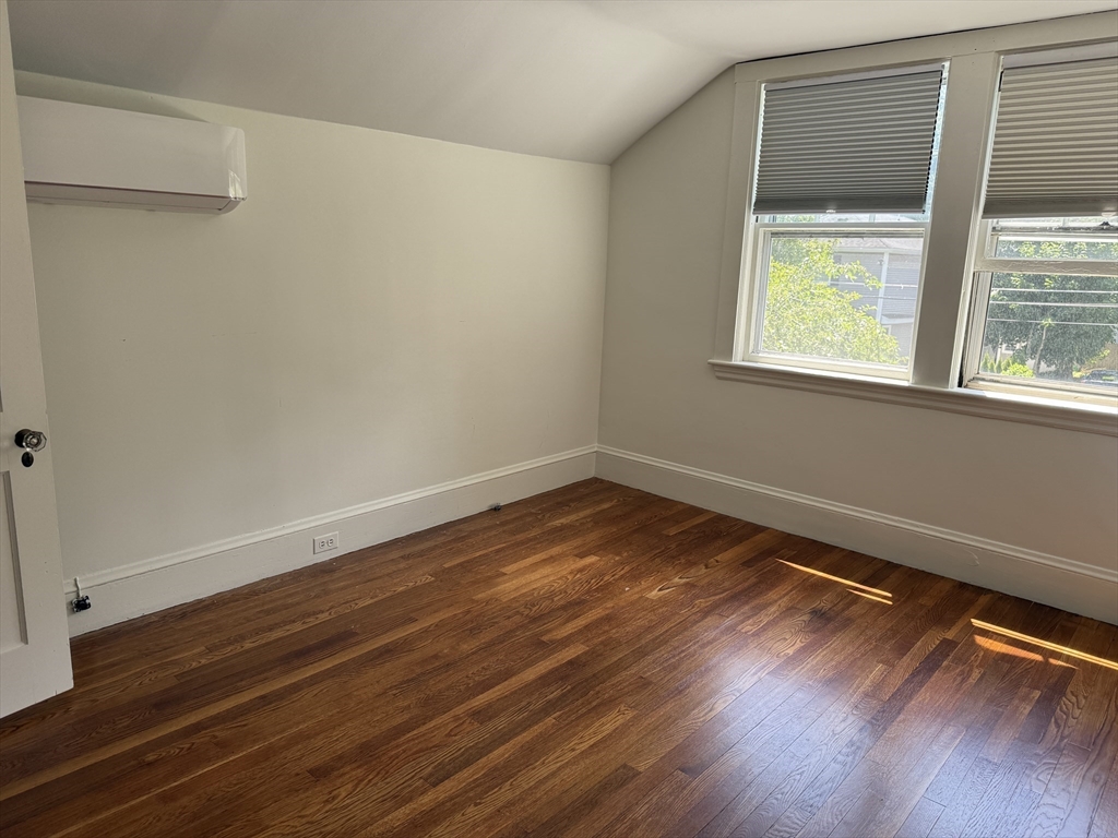 3 bed, 3 bath apartment for rent at 11 Durant Rd, Wellesley — photo 21 of 28