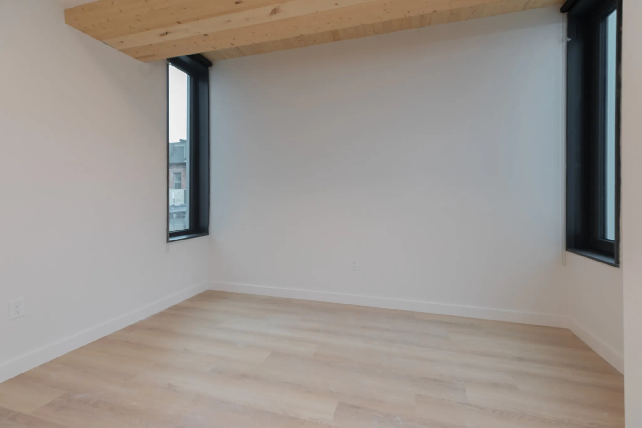 3 bed, 2 bath apartment for rent at 11 East Lenox St Unit 302, Roxbury — photo 12 of 27