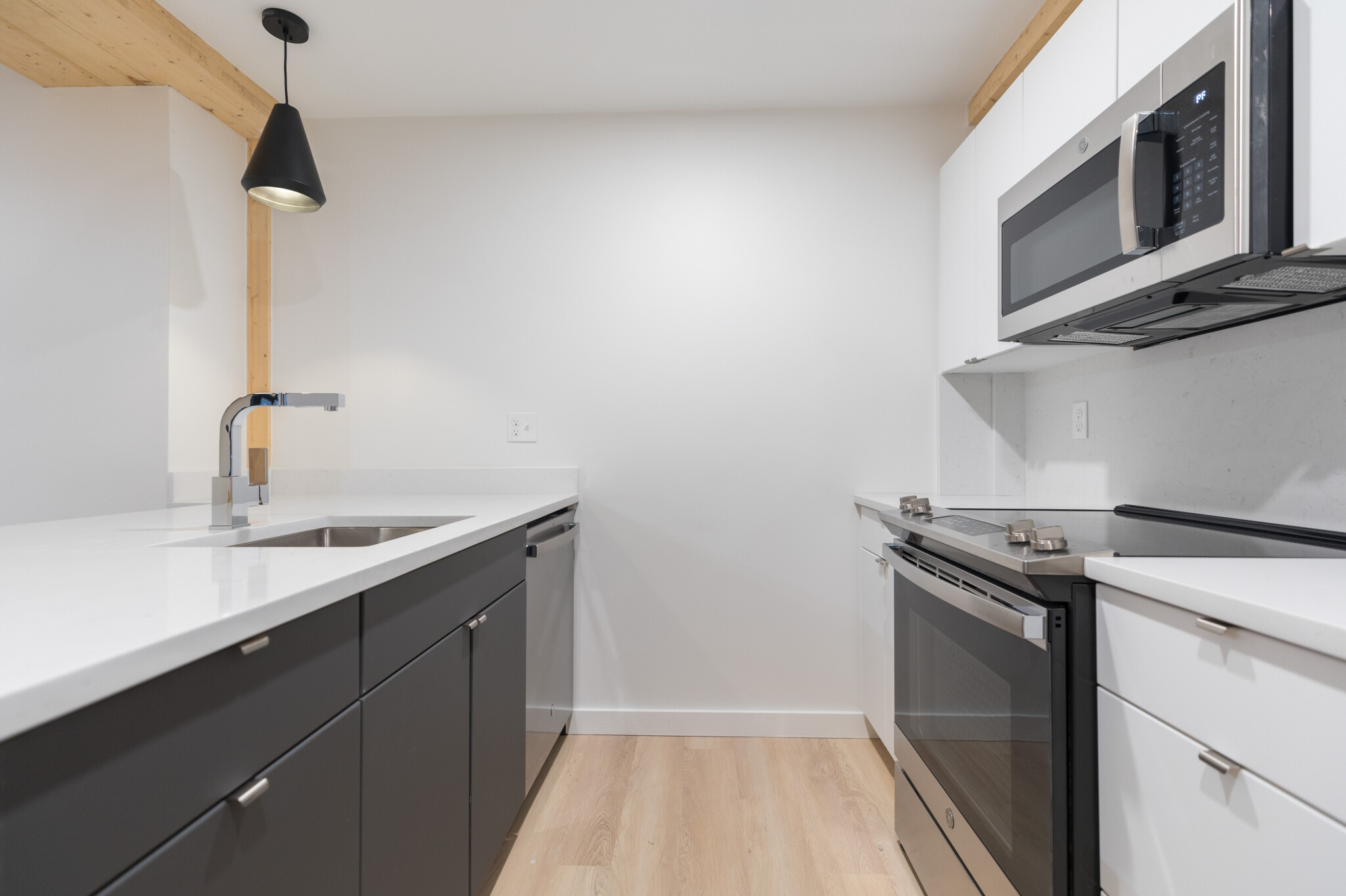 2 bed, 1 bath apartment for rent at 11 East Lenox St Unit 303, Roxbury — photo 7 of 24
