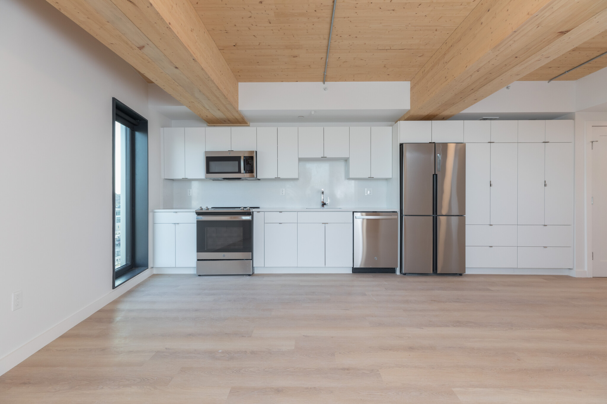 Studio bed, 1 bath apartment for rent at 11 East Lenox St Unit 306D, Roxbury — photo 4 of 6