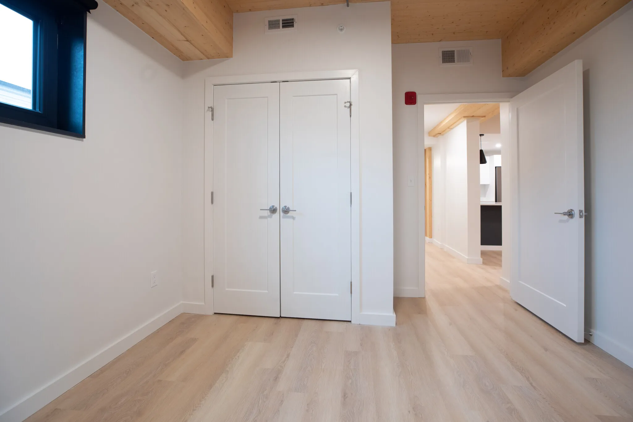 3 bed, 2 bath apartment for rent at 11 East Lenox St Unit 402, Roxbury — photo 11 of 15