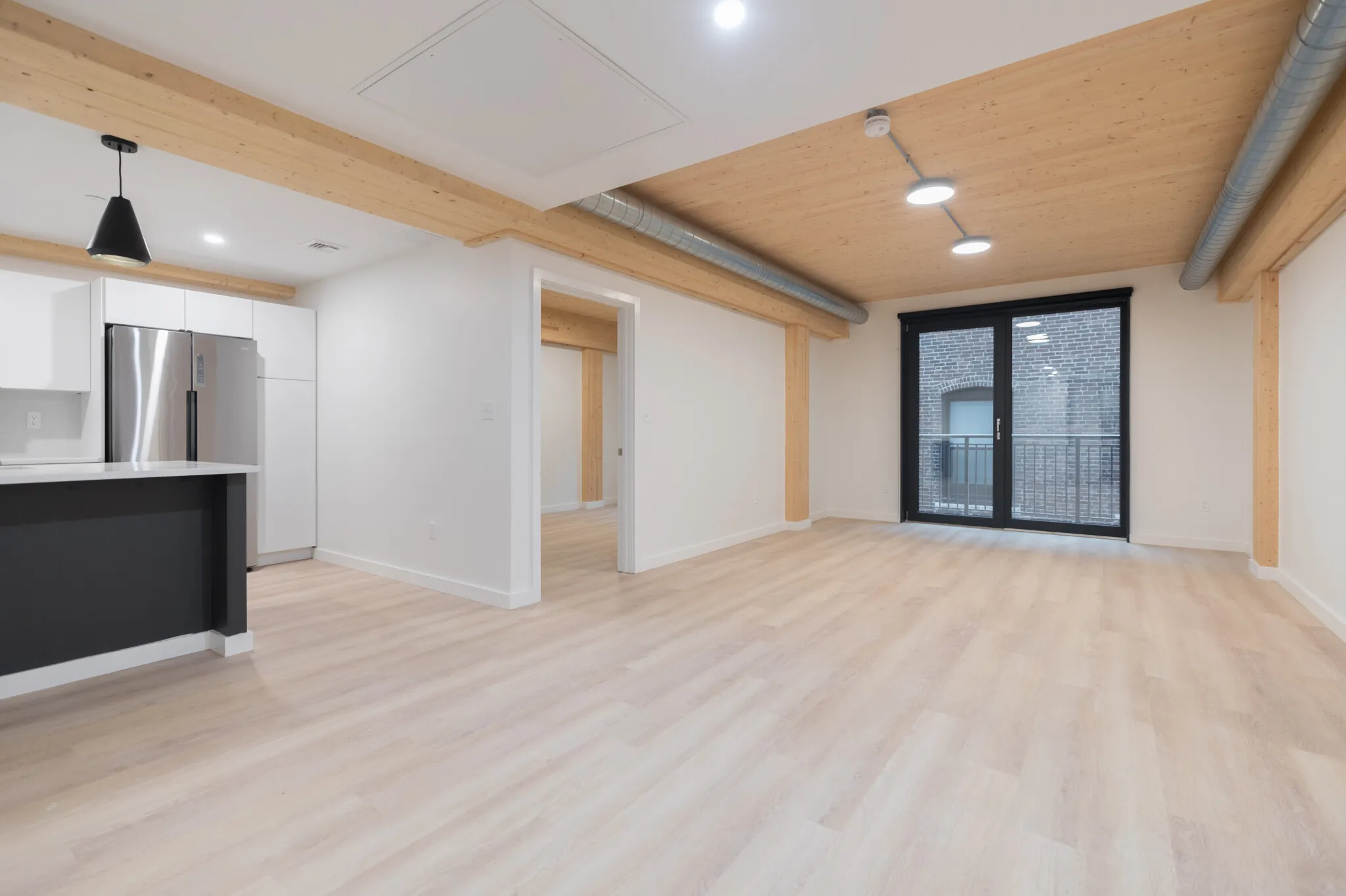 2 bed, 1 bath apartment for rent at 11 East Lenox St Unit 503, Roxbury — photo 2 of 22