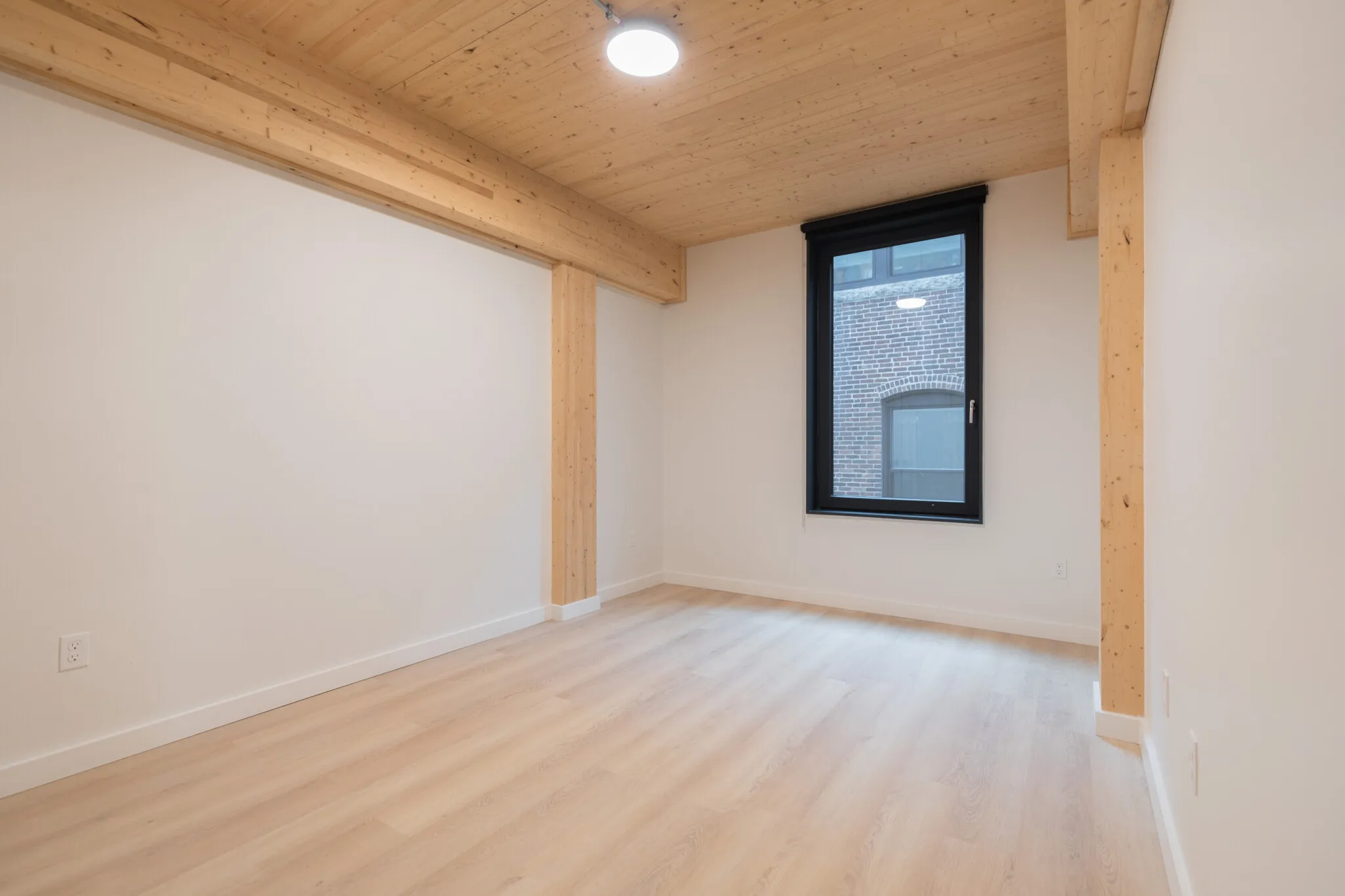 2 bed, 1 bath apartment for rent at 11 East Lenox St Unit 503, Roxbury — photo 9 of 22