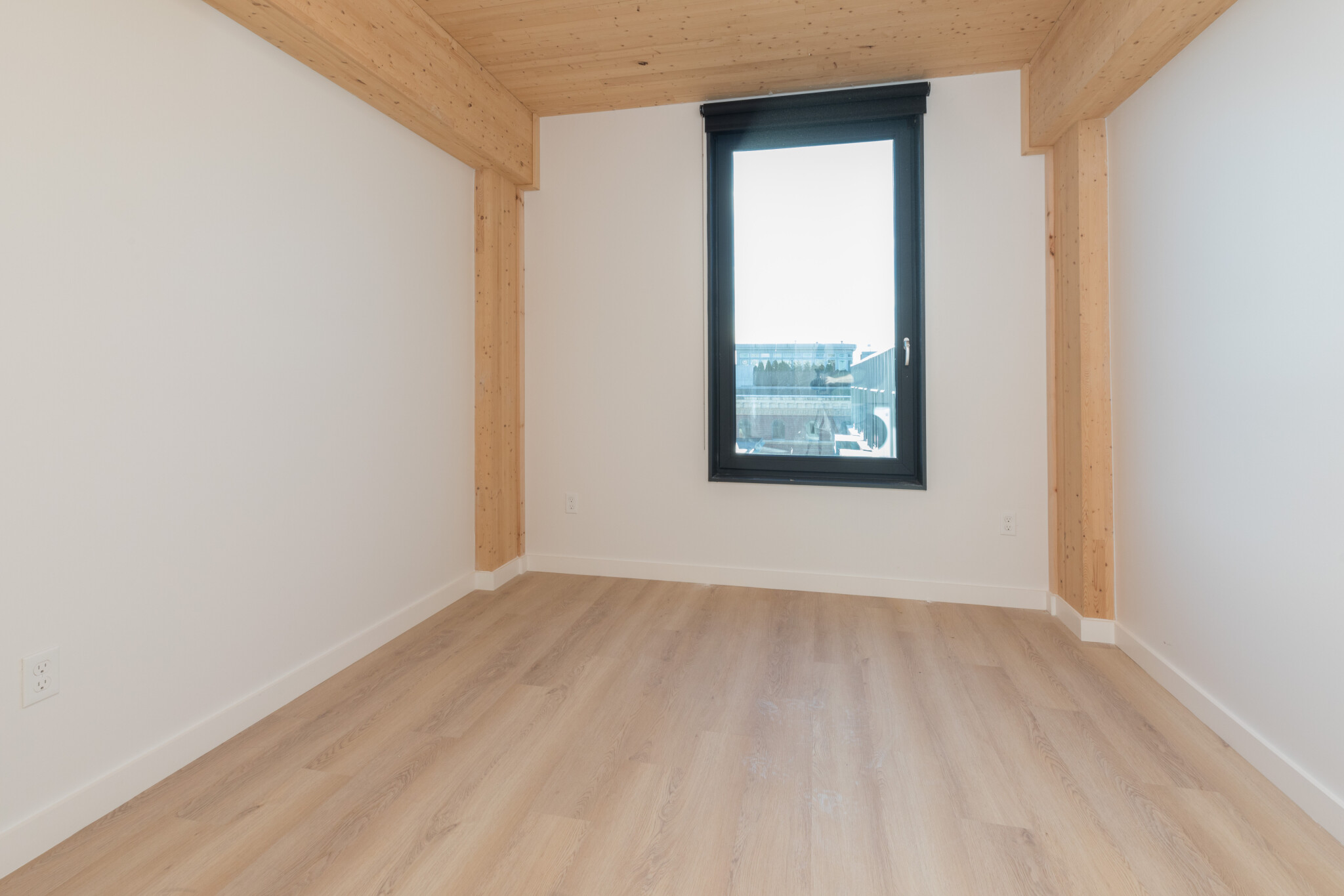 3 bed, 2 bath apartment for rent at 11 East Lenox St Unit 602L, Roxbury — photo 8 of 14