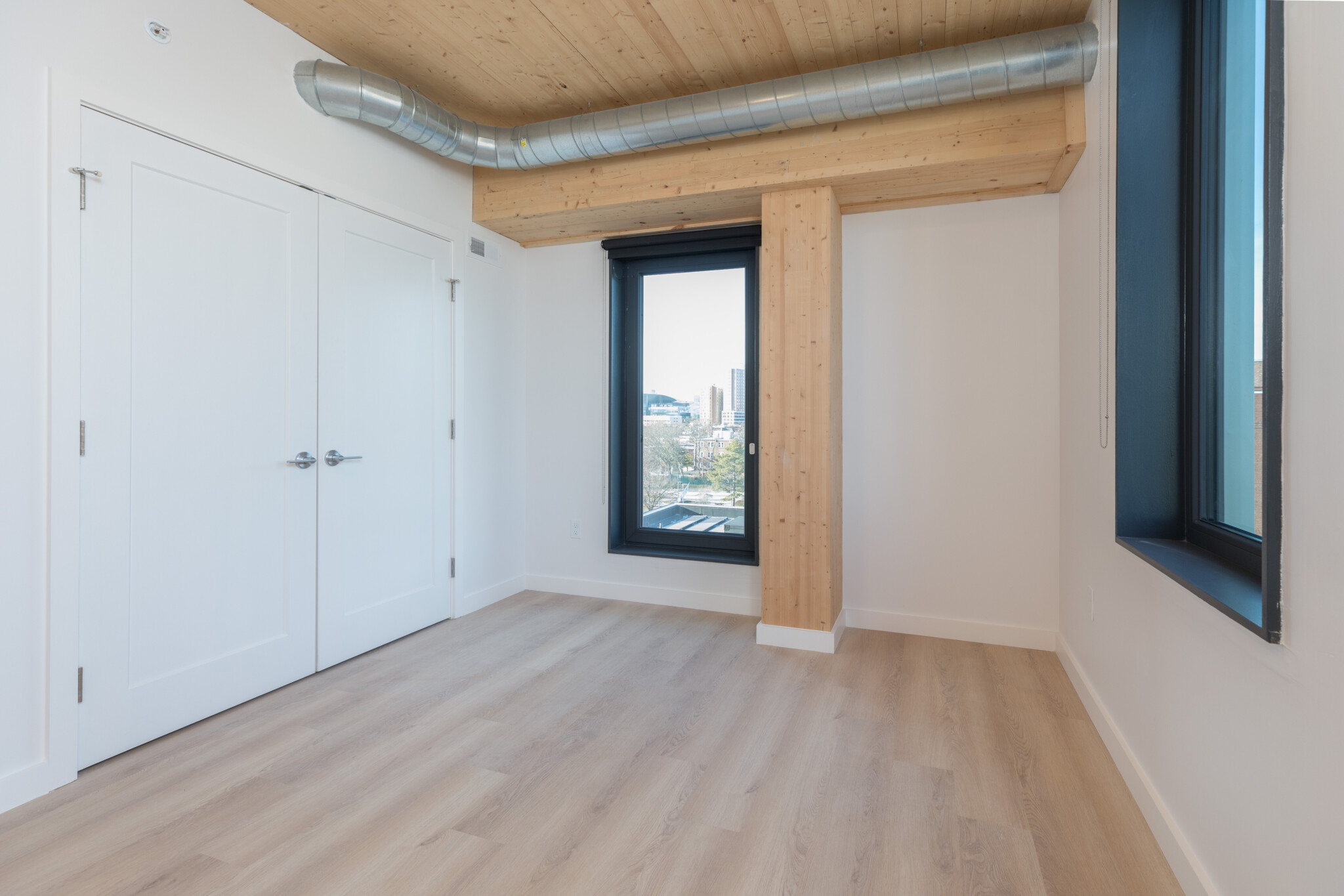 3 bed, 2 bath apartment for rent at 11 East Lenox St Unit 700, Roxbury — photo 11 of 17