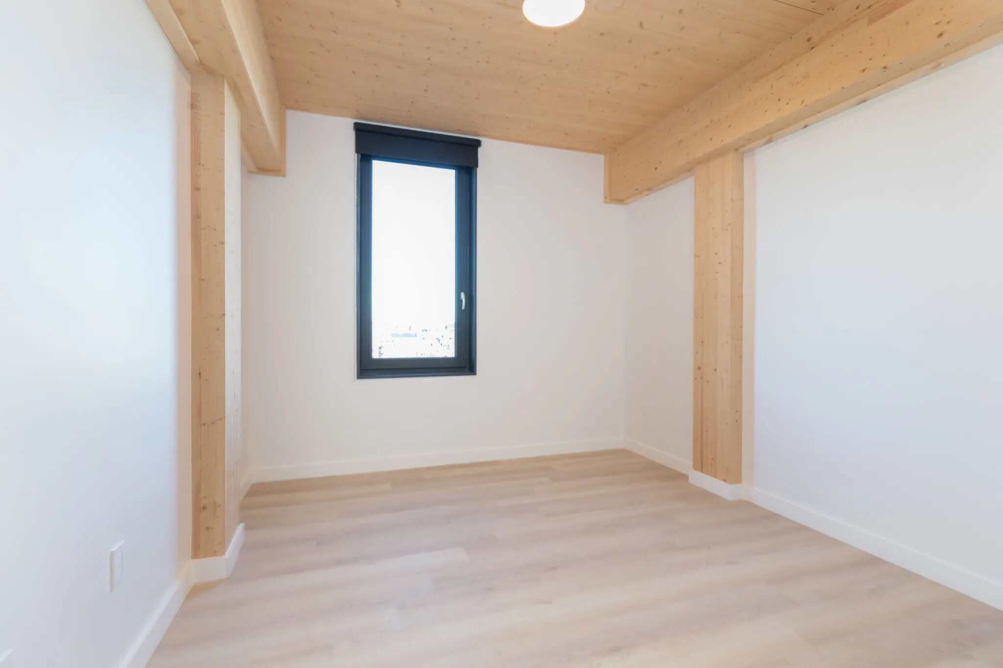 3 bed, 2 bath apartment for rent at 11 East Lenox St Unit 701, Roxbury — photo 10 of 19