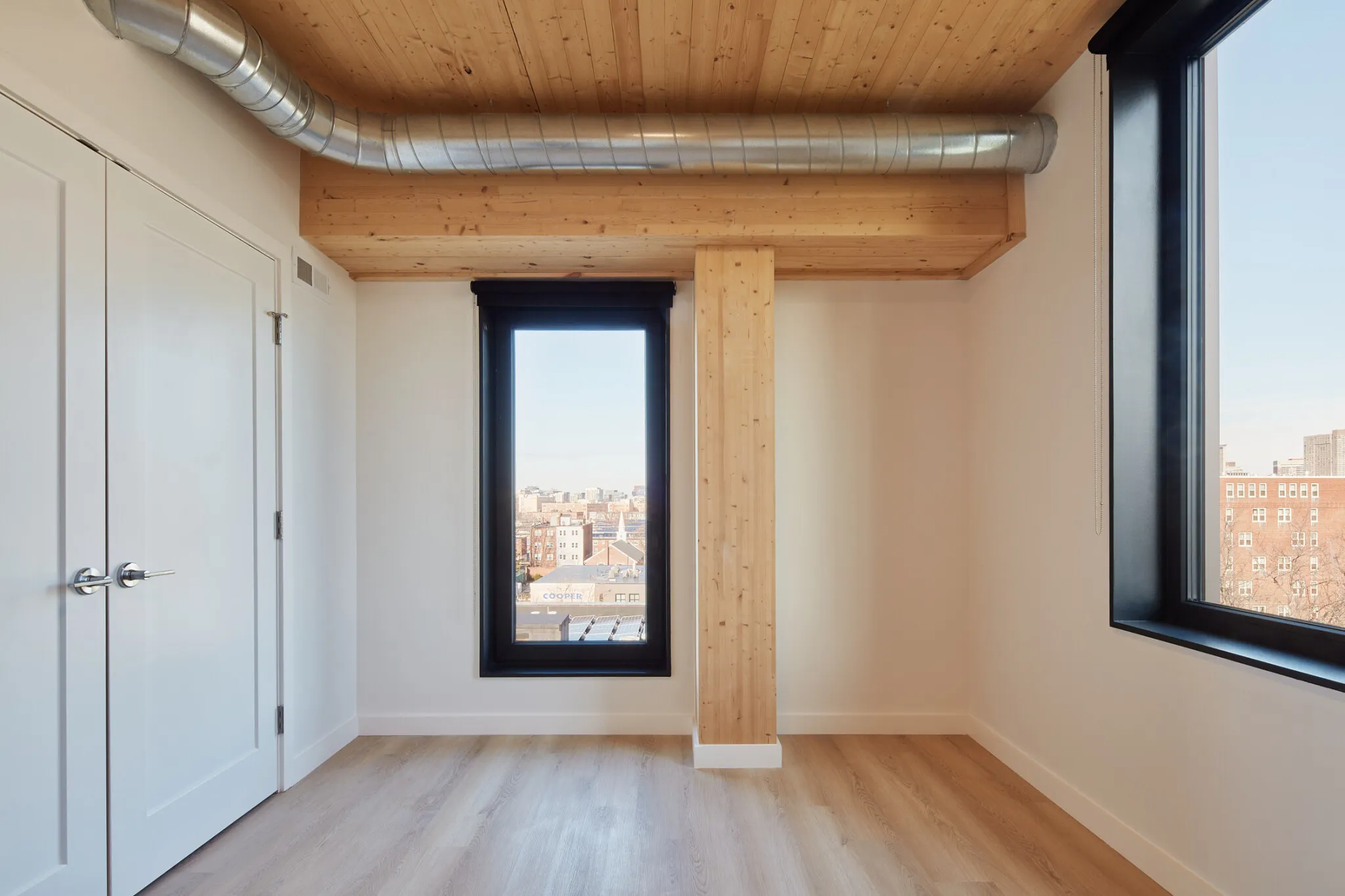 3 bed, 2 bath apartment for rent at 11 East Lenox St Unit 701, Roxbury — photo 4 of 19