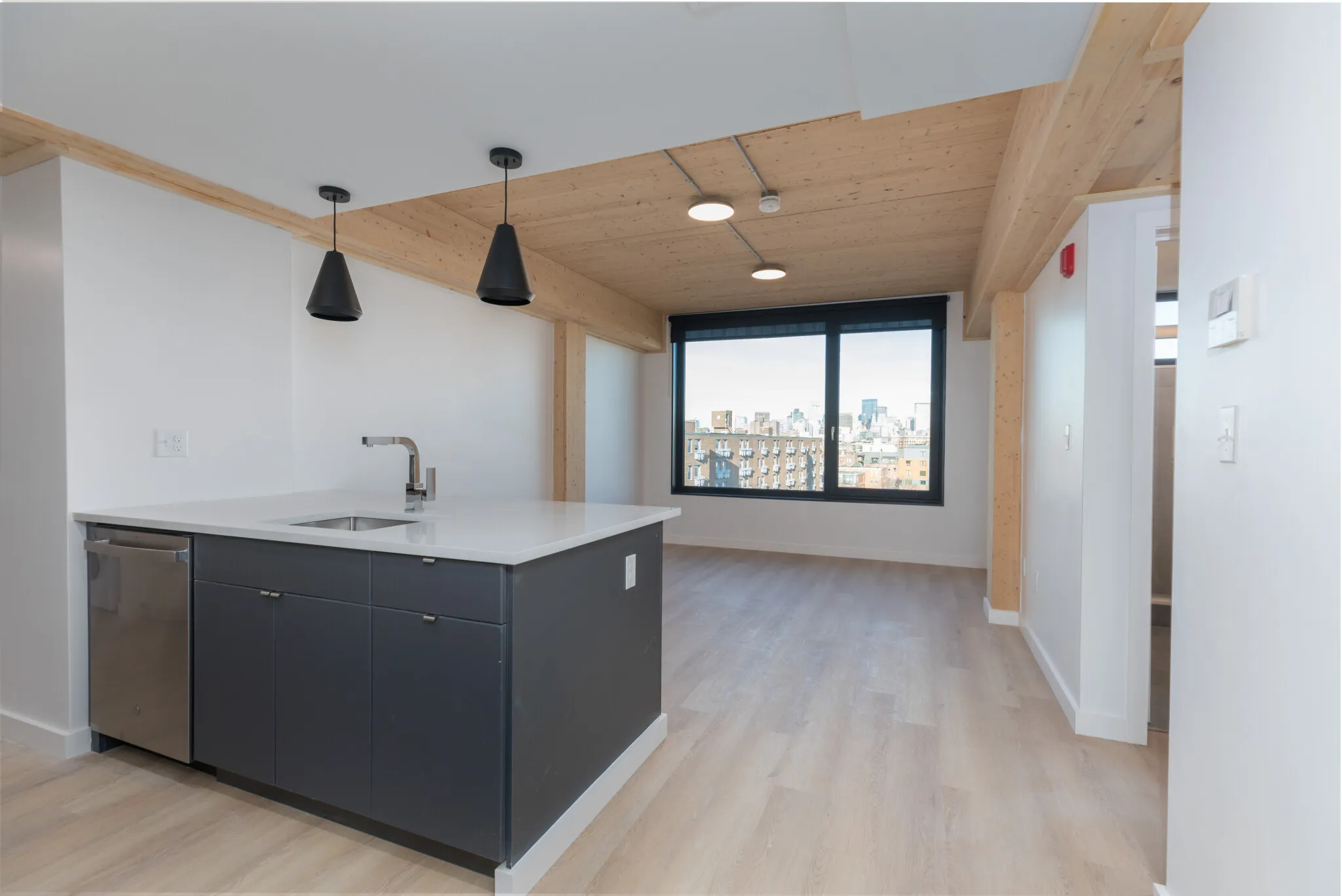 3 bed, 2 bath apartment for rent at 11 East Lenox St Unit 705, Roxbury — photo 2 of 28