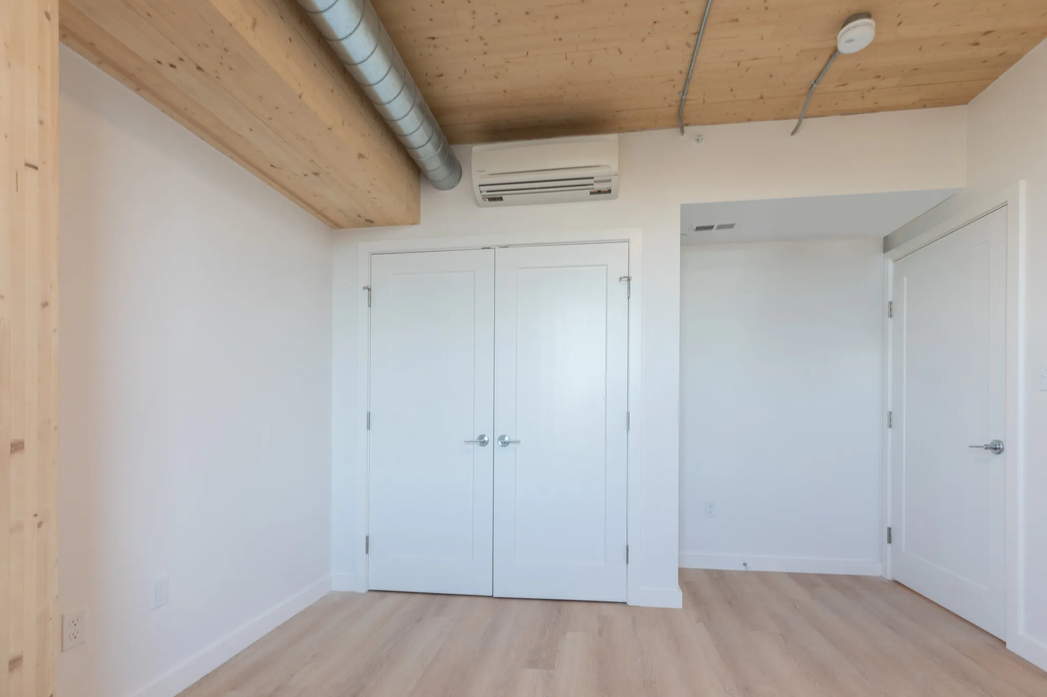 3 bed, 2 bath apartment for rent at 11 East Lenox St Unit 705, Roxbury — photo 11 of 28