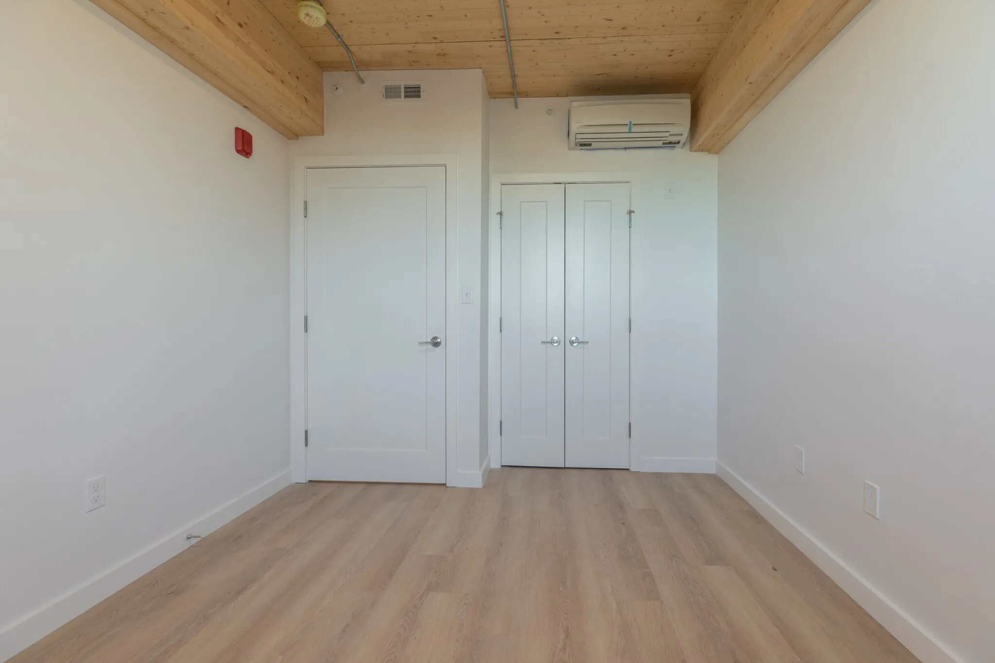 3 bed, 2 bath apartment for rent at 11 East Lenox St Unit 705, Roxbury — photo 5 of 28