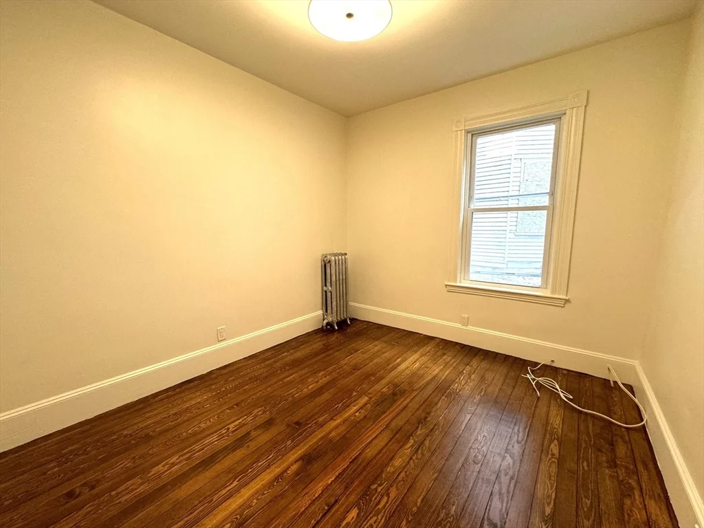 3 bed, 2 bath apartment for rent at 11 East Milton Rd Unit 1, High Street Hill — photo 14 of 25