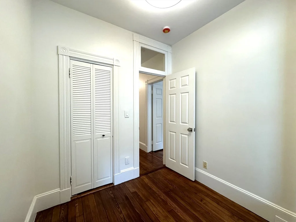 3 bed, 2 bath apartment for rent at 11 East Milton Rd Unit 1, High Street Hill — photo 17 of 25
