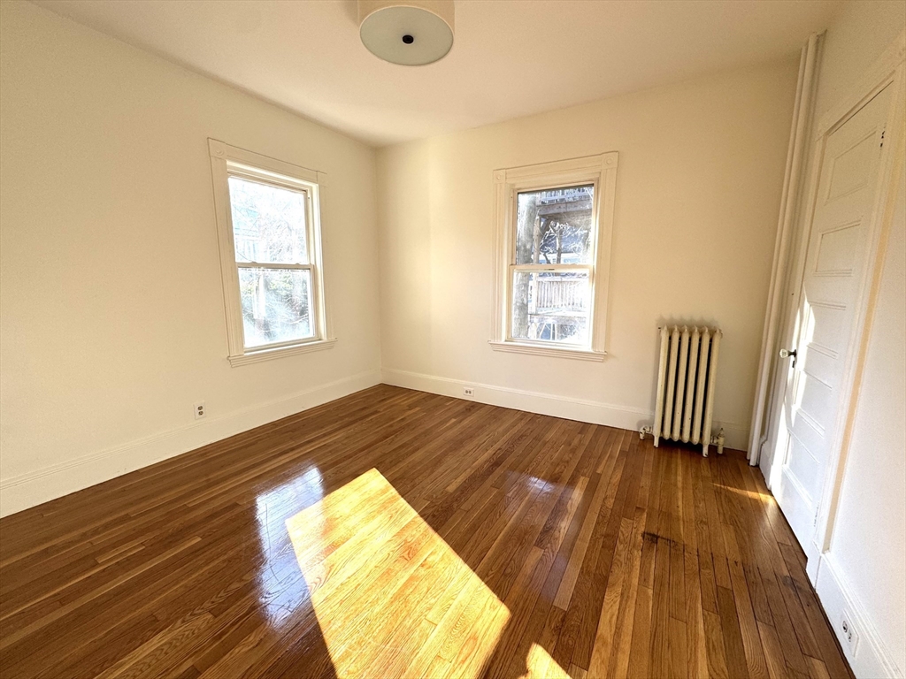 4 bed, 2 bath apartment for rent at 11 East Milton Rd Unit 2, Brookline — photo 17 of 23