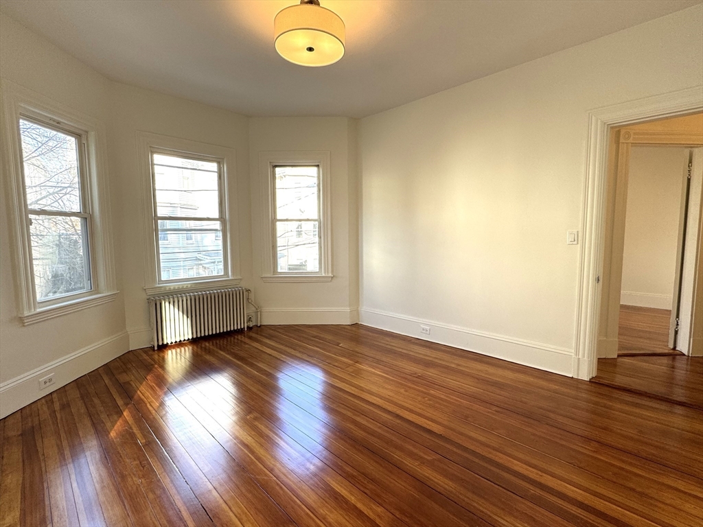4 bed, 2 bath apartment for rent at 11 East Milton Rd Unit 2, Brookline — photo 11 of 23