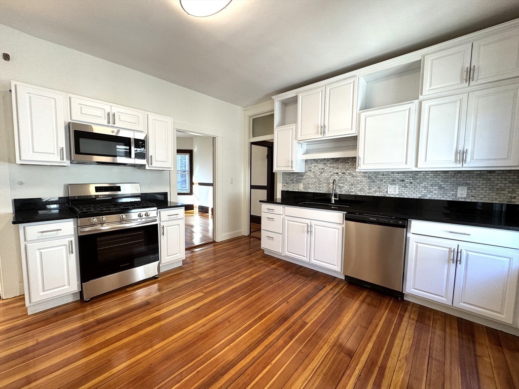4 bed, 2 bath apartment for rent at 11 East Milton Rd Unit 3, Brookline