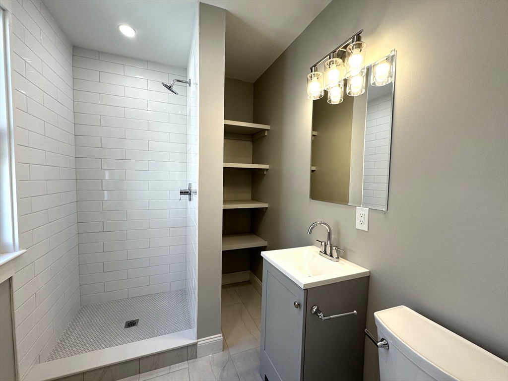 4 bed, 2 bath apartment for rent at 11 East Milton Rd Unit 3, Brookline — photo 7 of 25