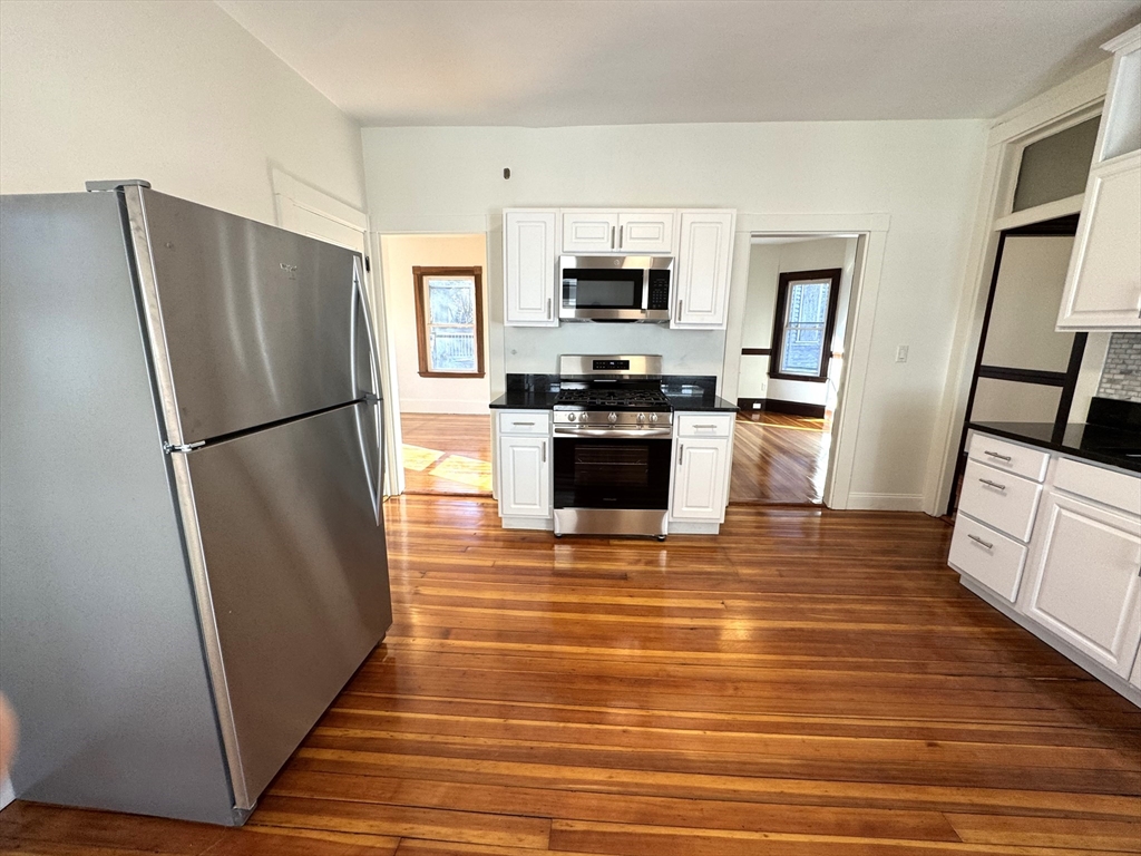 4 bed, 2 bath apartment for rent at 11 East Milton Rd Unit 3, Brookline — photo 4 of 25