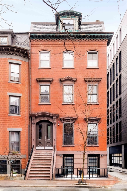 2 bed, 1 bath apartment for rent at 11 East Springfield Unit B, South End — photo 2 of 17