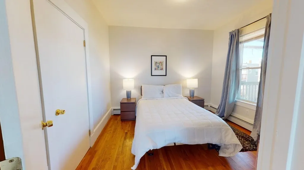4 bed, 1 bath apartment for rent at 11 Elder St Unit 3, Boston — photo 9 of 26