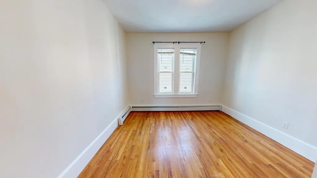 4 bed, 1 bath apartment for rent at 11 Elder St Unit 3, Boston — photo 20 of 26