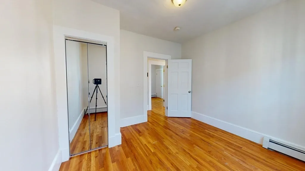 4 bed, 1 bath apartment for rent at 11 Elder St Unit 3, Boston — photo 16 of 26