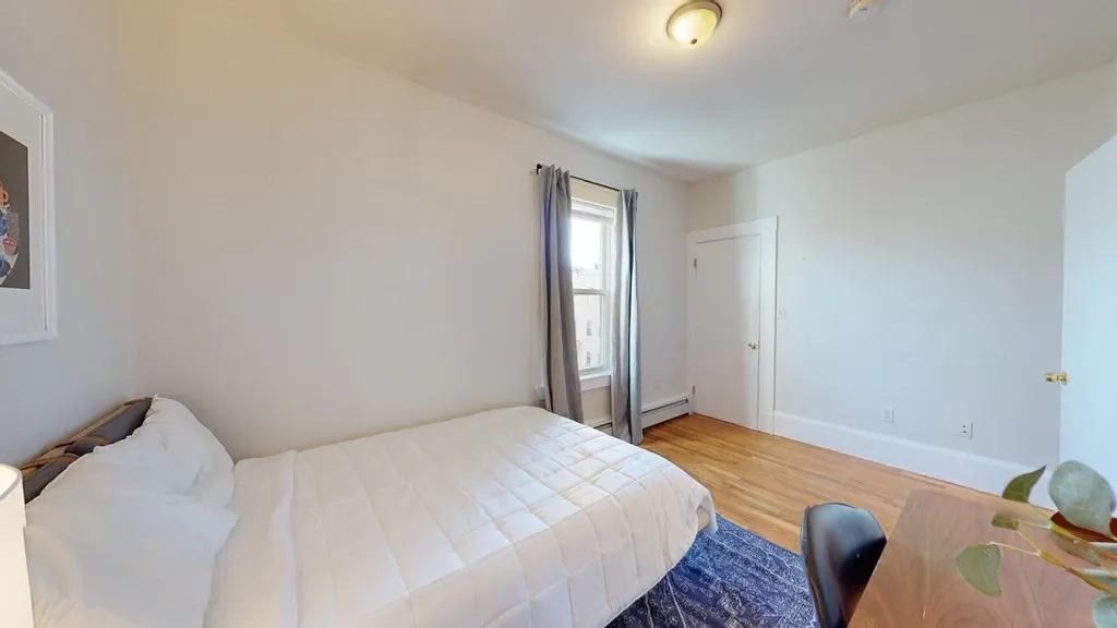 4 bed, 1 bath apartment for rent at 11 Elder St Unit 3, Boston — photo 11 of 26