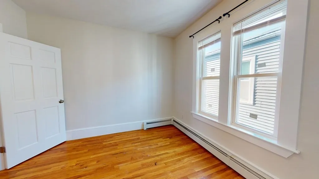 4 bed, 1 bath apartment for rent at 11 Elder St Unit 3, Boston — photo 21 of 26