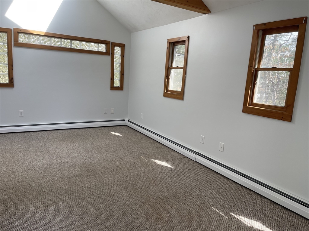 3 bed, 2 bath apartment for rent at 11 Elderberry Dr, North Easton — photo 8 of 21