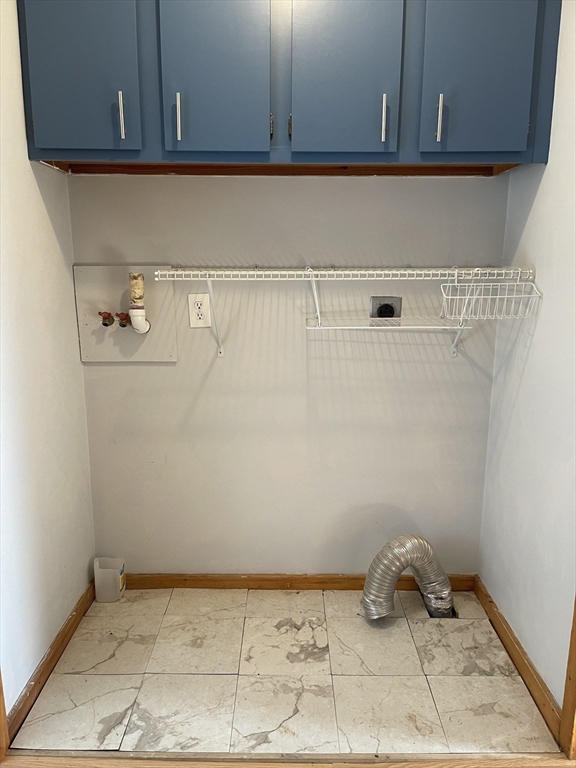 3 bed, 2 bath apartment for rent at 11 Elderberry Dr, North Easton — photo 15 of 21