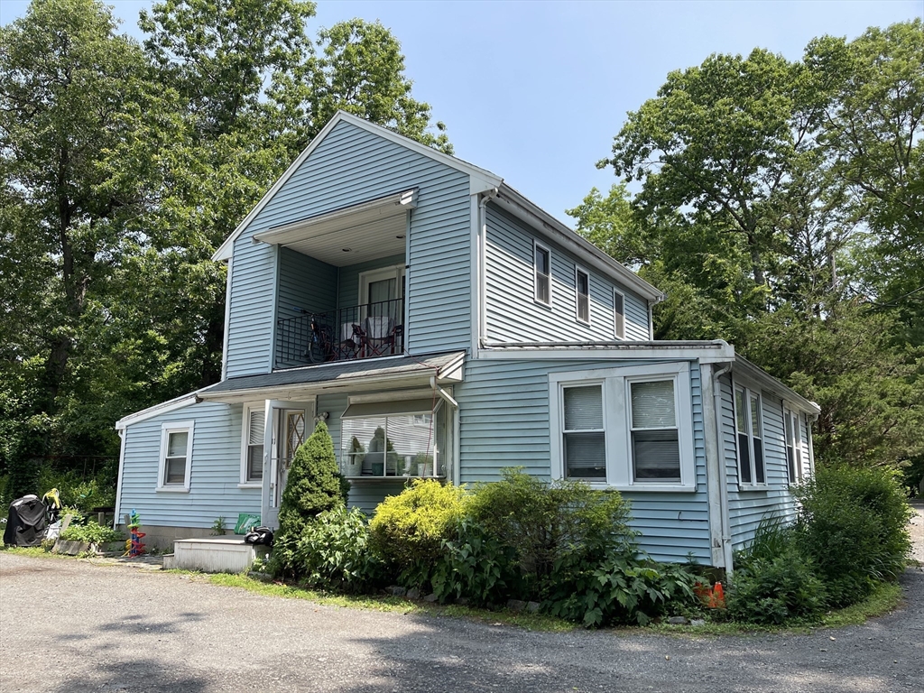 3 bed, 2 bath apartment for rent at 11 Elderberry Dr, North Easton — photo 2 of 21
