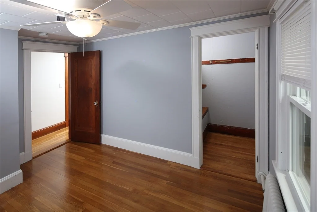 3 bed, 1 bath apartment for rent at 11 Elinor Rd, Weymouth — photo 7 of 12