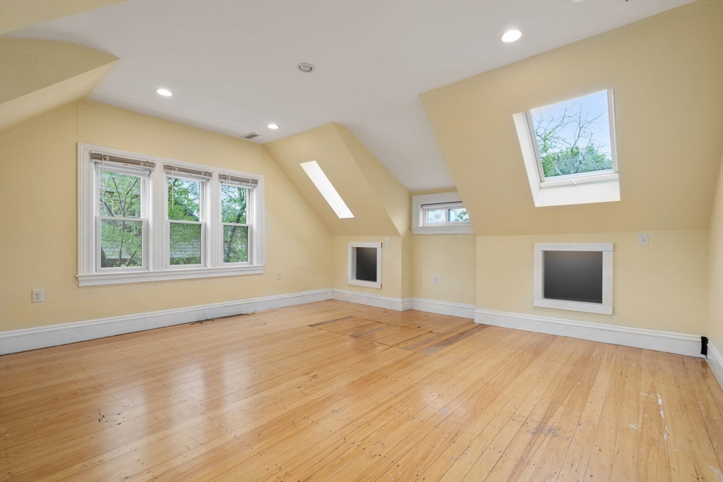 4 bed, 3 bath apartment for rent at 11 Elko St Unit 2, Brighton — photo 2 of 15