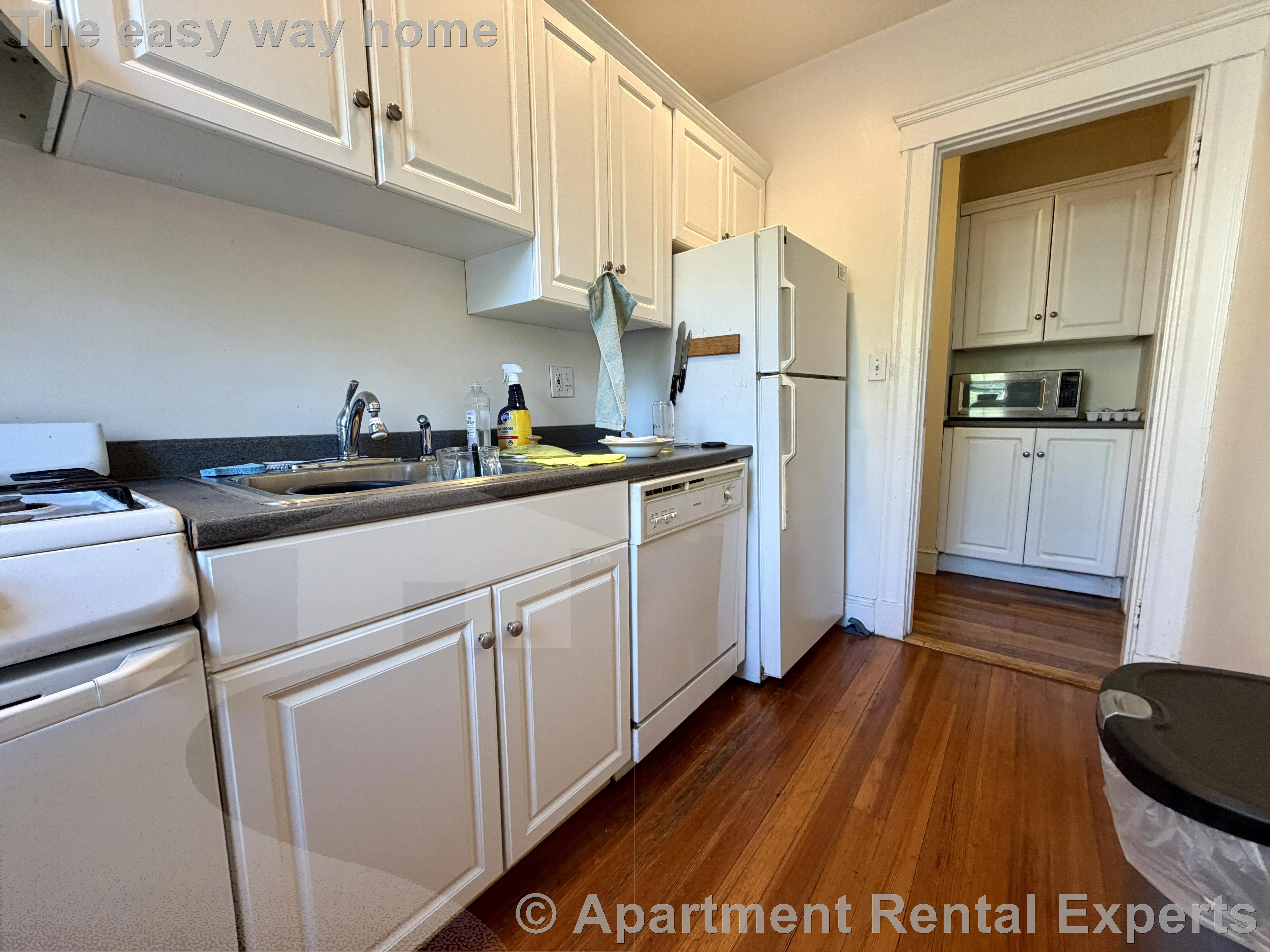2 bed, 1 bath apartment for rent at 11 Ellery St Unit 3, Mid Cambridge — photo 4 of 12