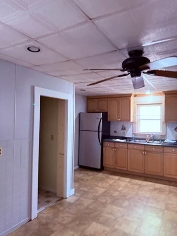 2 bed, 1 bath apartment for rent at 11 Elm St Unit 2, Ayer — photo 5 of 24