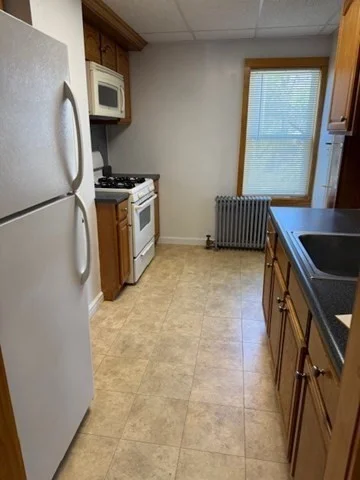 1 bed, 1 bath apartment for rent at 11 Elm St Unit 4, Ayer — photo 7 of 14