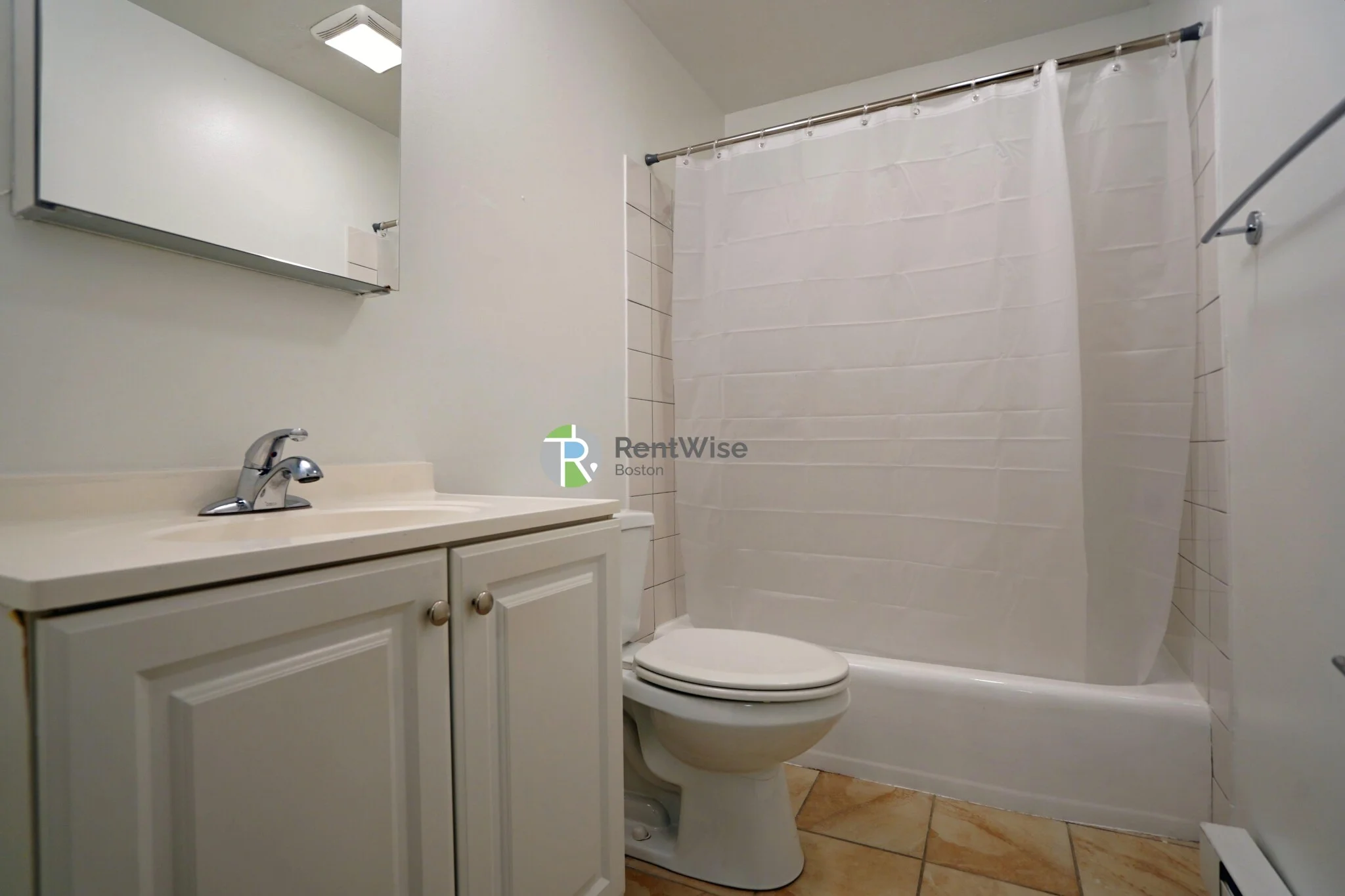 1 bed, 1 bath apartment for rent at 11 Embassy Rd Unit 3, Brighton — photo 7 of 8