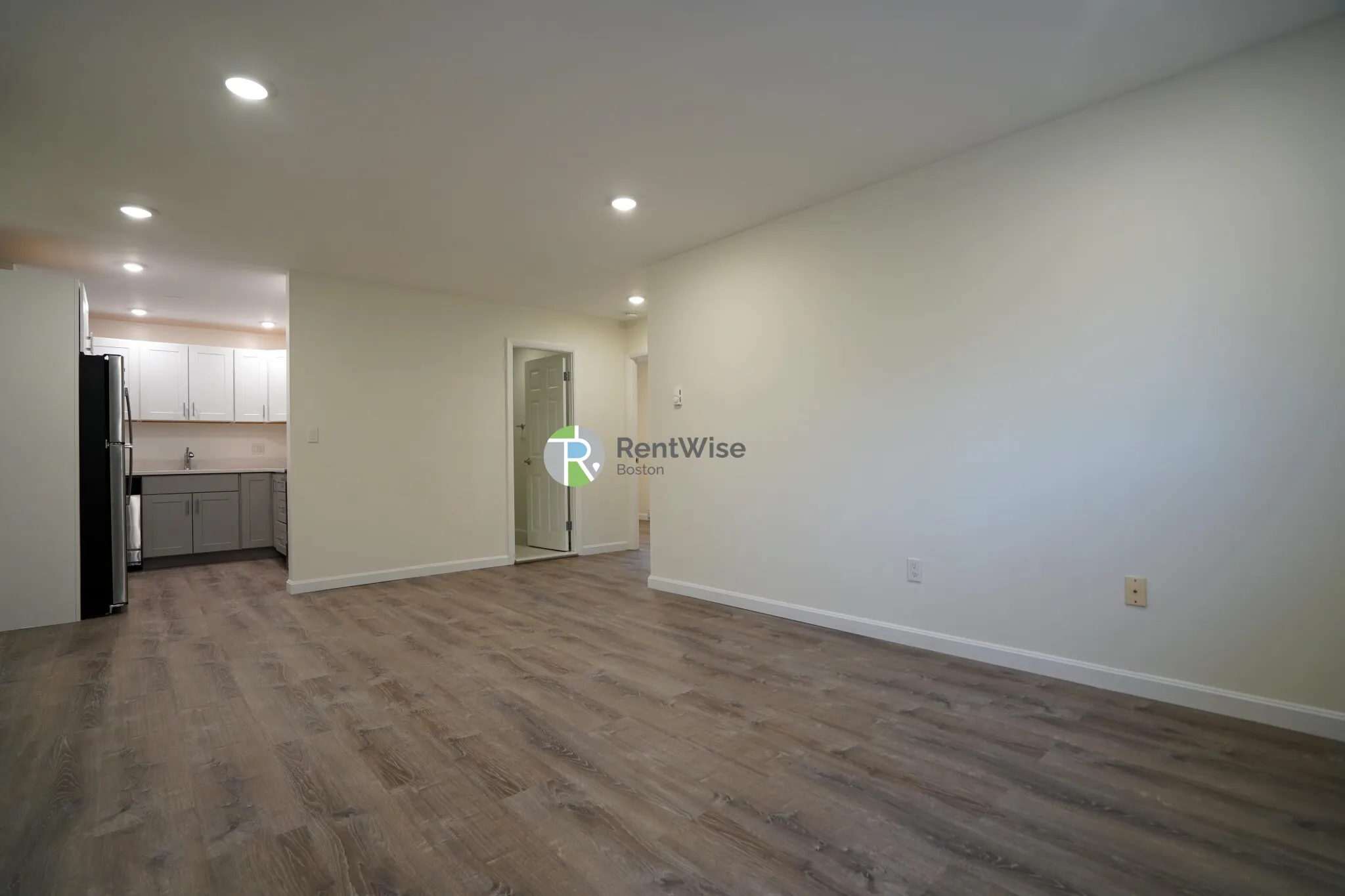 2 bed, 1 bath apartment for rent at 11 Embassy Rd Unit 7, Brighton — photo 4 of 16